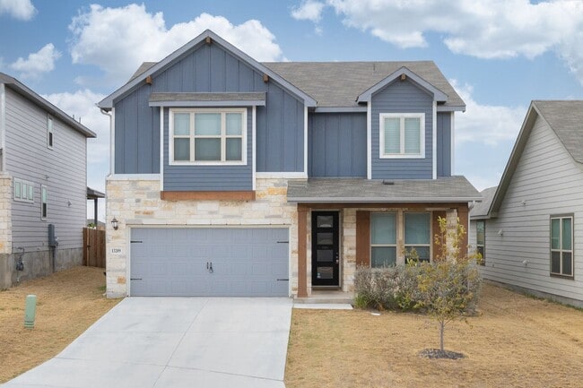 Building Photo - Modern, Like-New Home on a Quiet Cul-de-Sa...