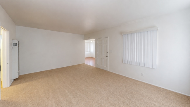 322 Pasadena Ave