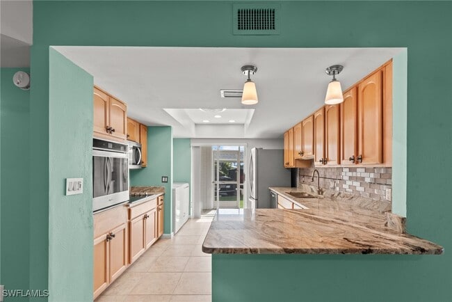 Photo - 304 Tudor Dr Unit 4