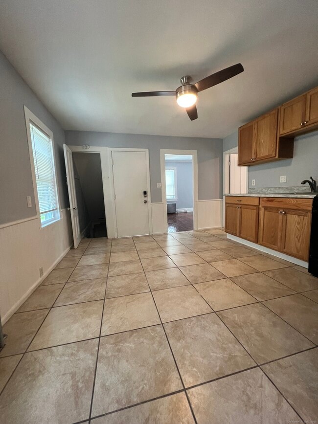 Photo - 12 Robinson St Apartamento