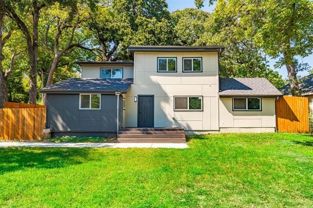 Photo - 901 Isbell Rd