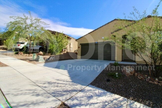 Building Photo - 14040 E Red Pine Pl