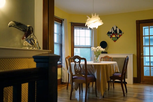 Photo - 513 Heath St Unit 1