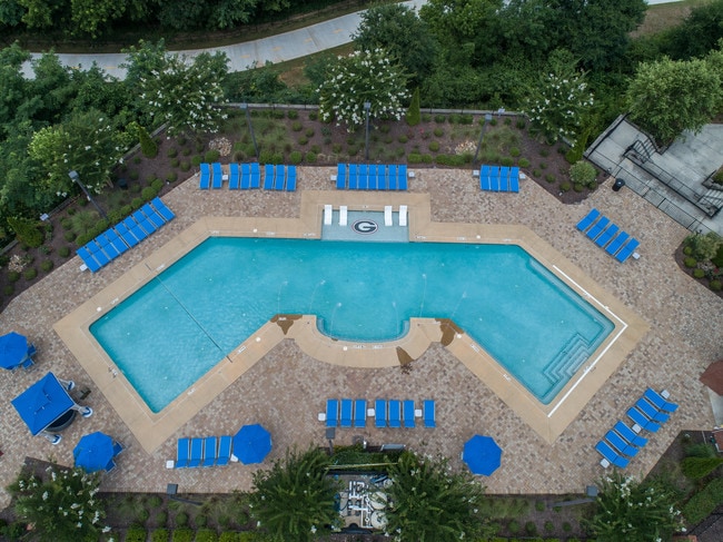 Pool Deck - Flats at Carrs Hill