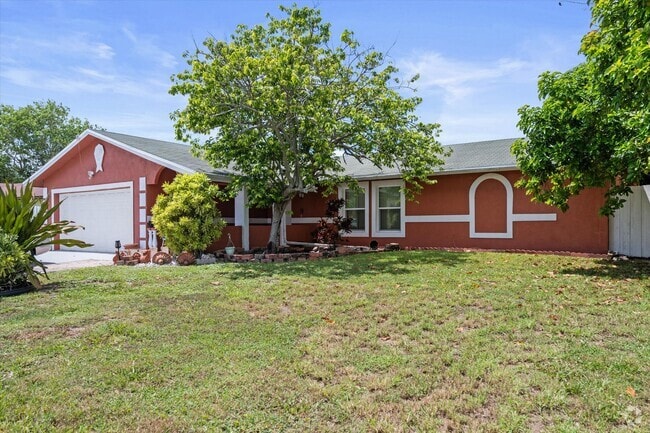 Building Photo - 4928 Marbella Rd S Rental