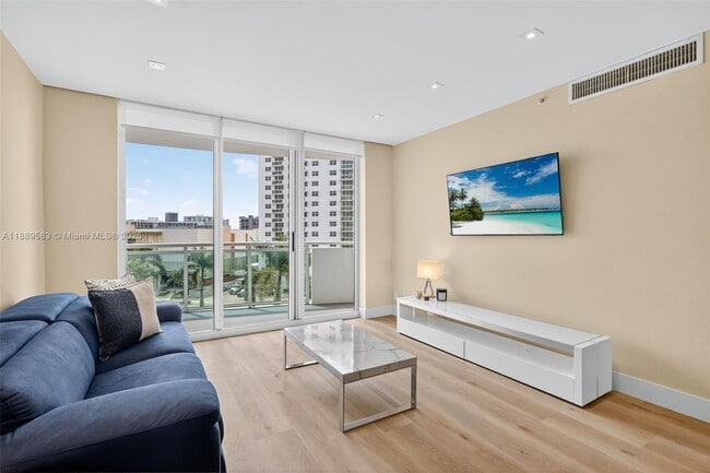 Photo - 3001 S Ocean Dr Unit 639