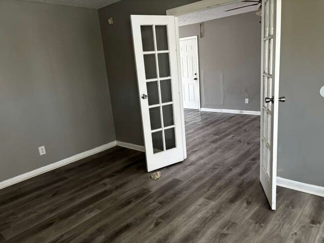 Photo - 6521 Cissna Dr