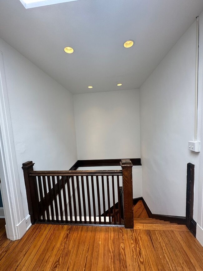 Photo - 809-809-809-802 King St Unidad 809 1/2 King Street 3rd Floor