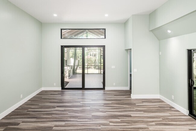 Photo - 7481 Campo Florido