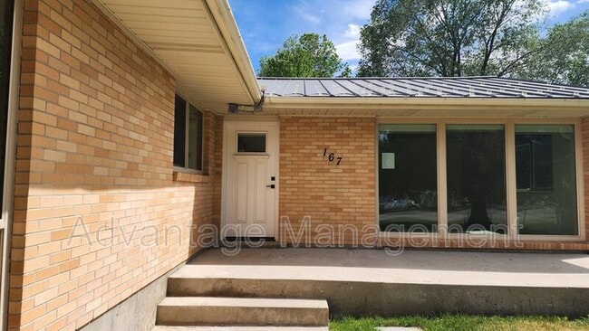 Photo - 167 W Center Unit Earnshaw- B