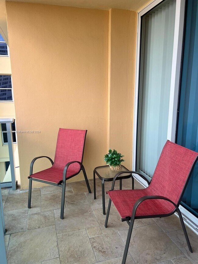 2501 S Ocean Dr Condo Condo for Rent in Hollywood, FL