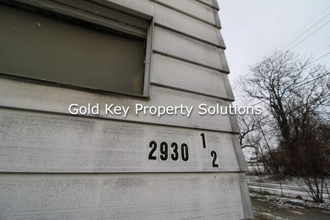 Photo - 2930 Fletcher St Unit 2930 1/2 Fletcher St