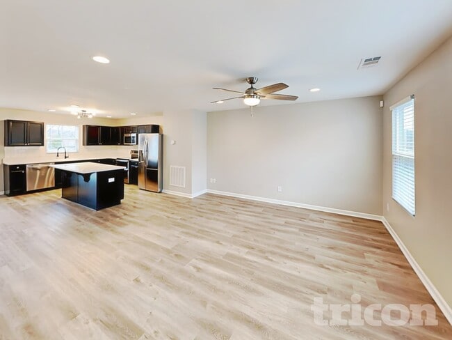 Photo - 1845 Belle Arbor Dr