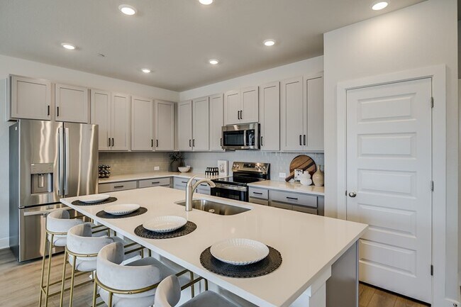 Photo - 517 Emory Crossing Blvd