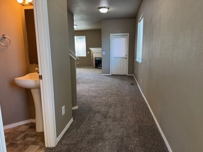 Photo - Gar471 Unit Gar471- 300