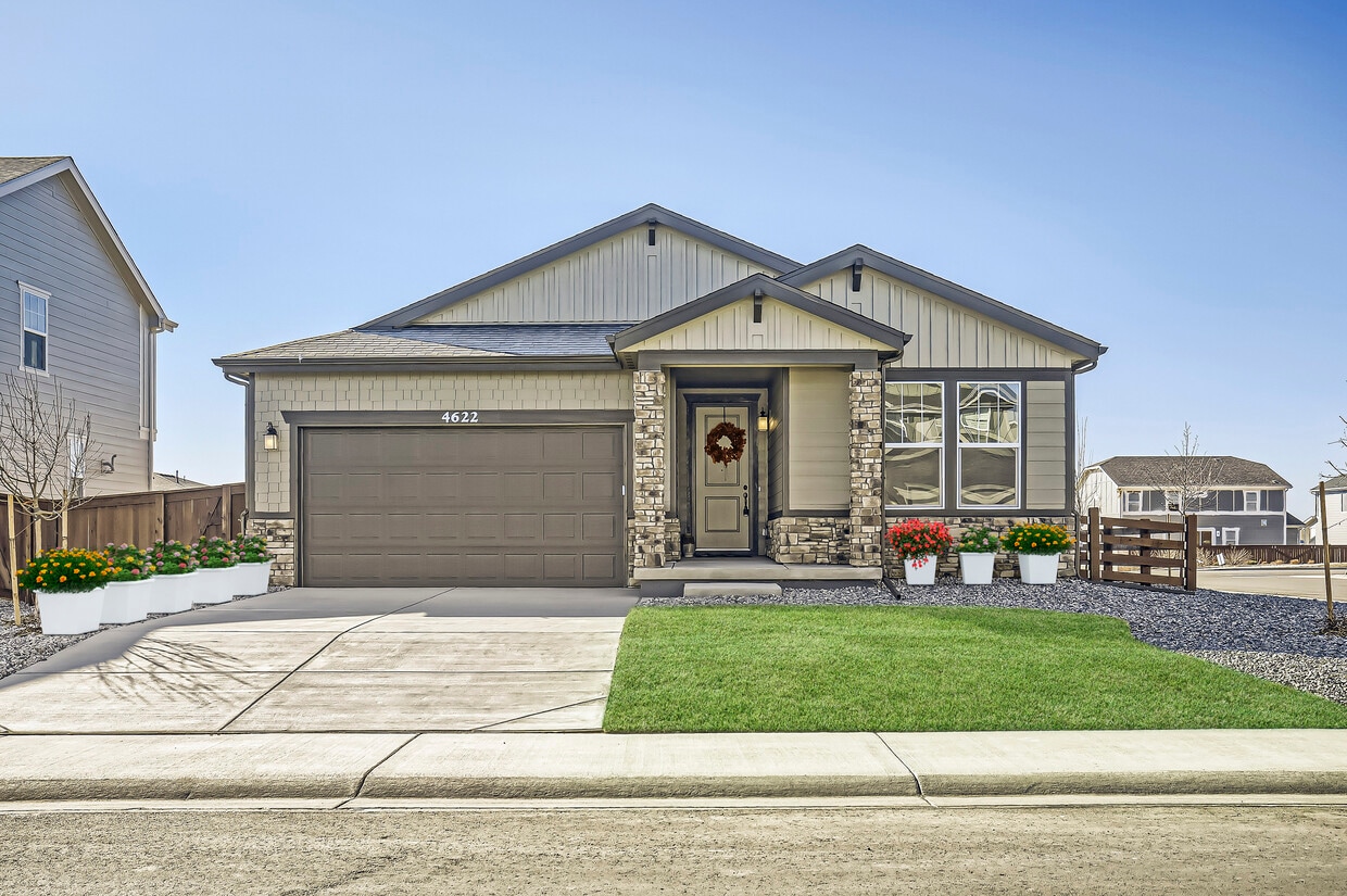 Photo - 4622 Amrock Dr (Johnstown, CO)