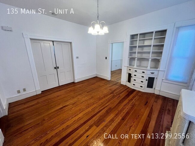 Building Photo - 135 Main St Unit A