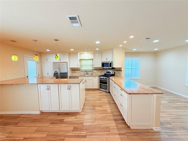 Photo - 5014 Evans Ave