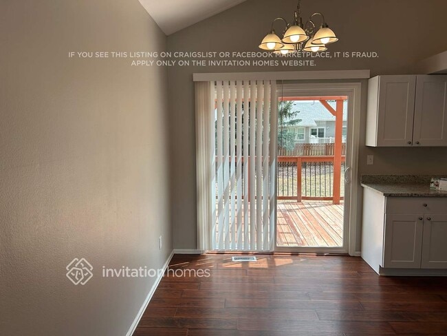Photo - 931 Bayfield Way