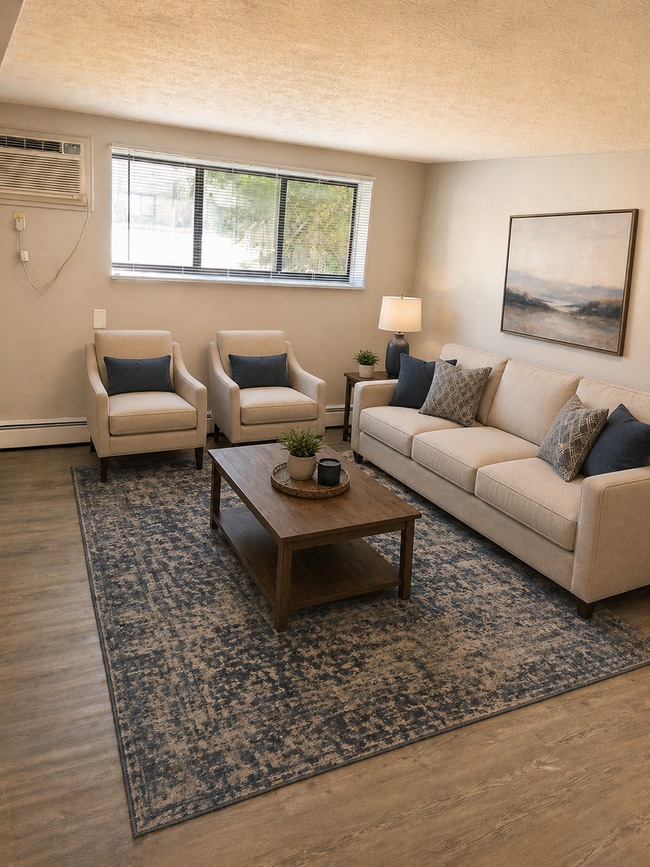 Photo - Freelander Apartments
