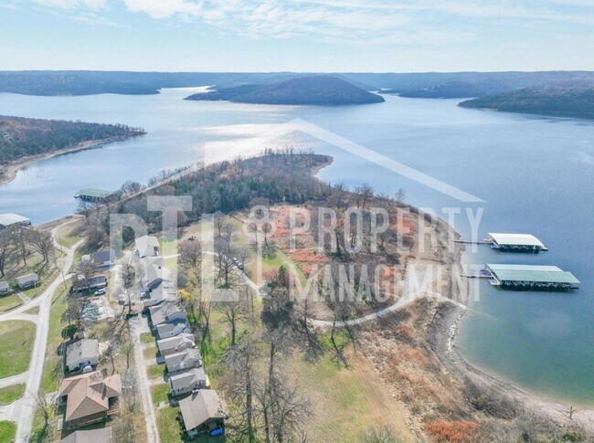134 Lake Village Ln Unit 1