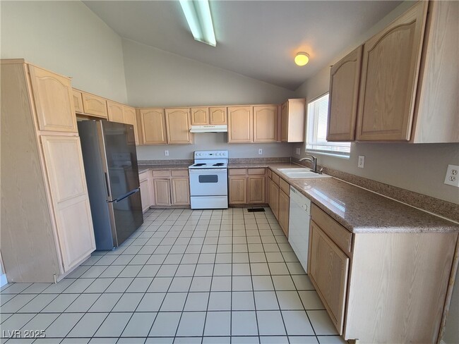 Photo - 5990 Badlands Ln