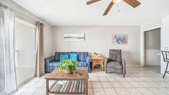 Photo - 8743 Thomas Dr Unidad ID1056237P