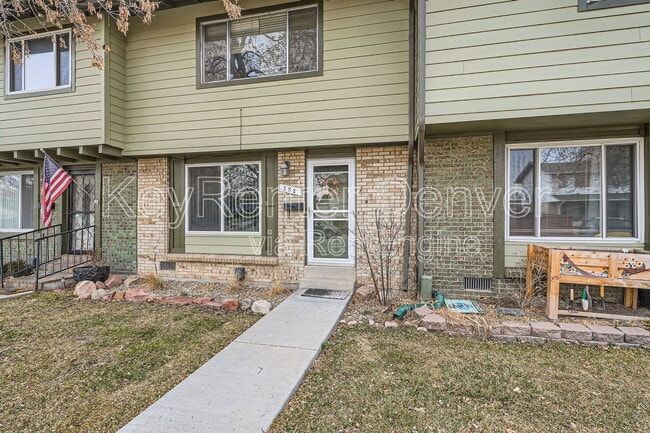 Photo - 588 S Carr St