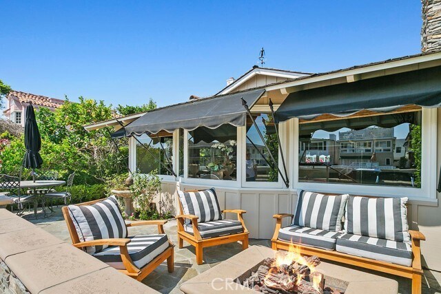 Photo - 225 Grand Canal Casa