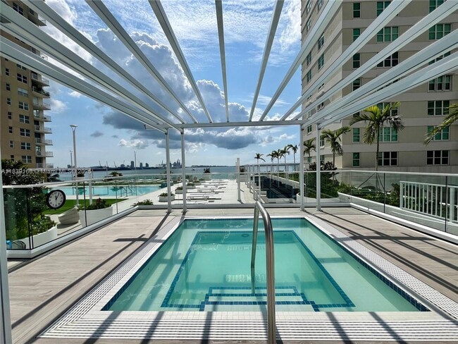 Photo - 770 Claughton Island Dr Unidad 1415