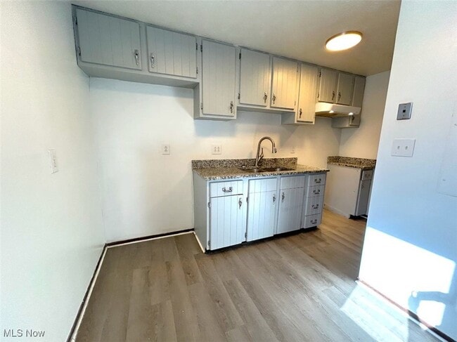 Photo - 28 Pioneer Dr Unit 1