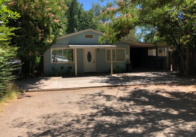 Building Photo - 1931 Heller Ln Unit 1931 Heller  A