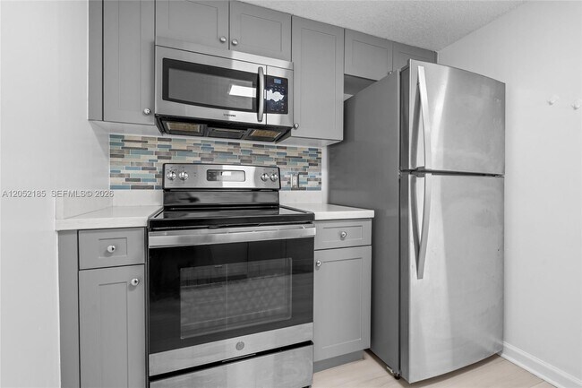 Photo - 280 SW 20th Rd Unit 504