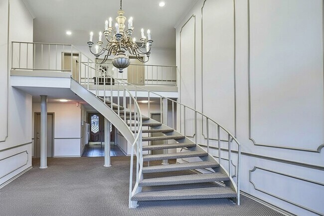 Photo - 2822 Briarhurst Dr Unit 45