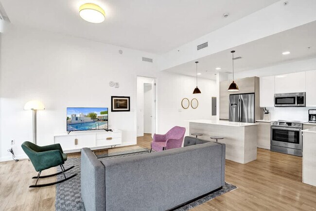 Photo - 1220 17th St Unidad SI ID1504109P