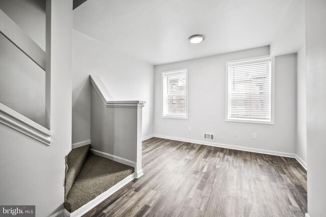 Building Photo - 22 S Carey St Rental