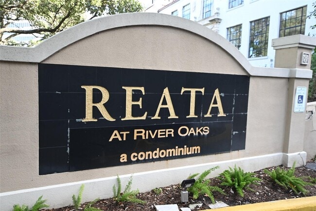 Building Photo - 3231 Allen Pkwy Unit 5303