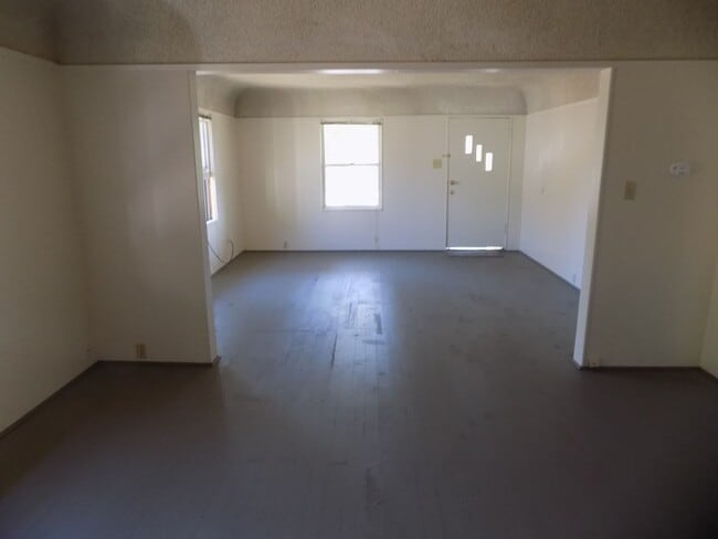 Photo - 1824 Nipomo St