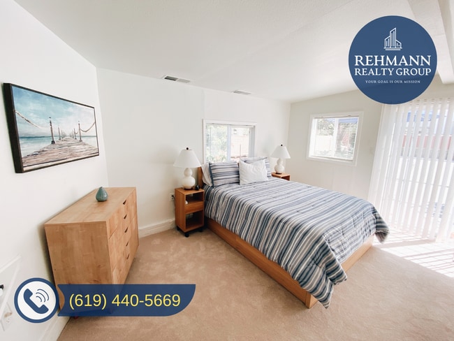 Building Photo - 2404 Chatsworth Blvd