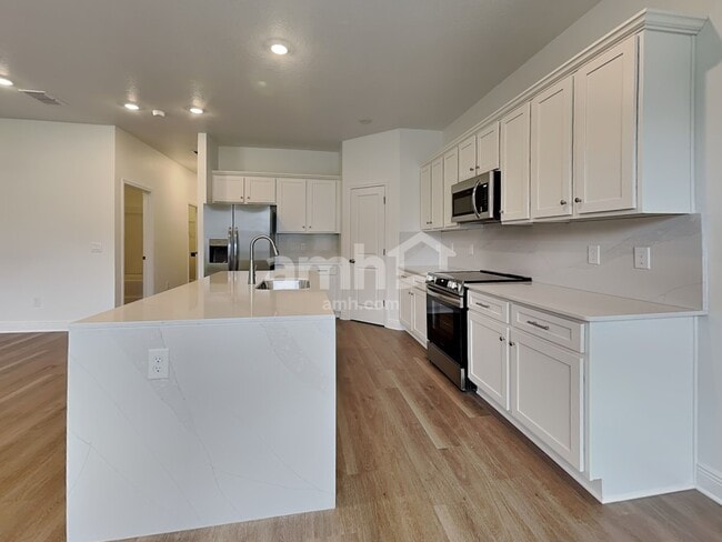 Photo - 1526 Blue Nile Pt