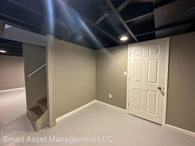 Photo - 4 br, 1 bath House - 4451 N 44th St.