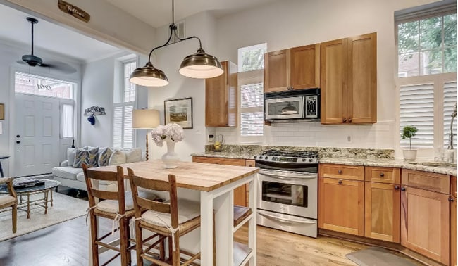 Photo - Charming 2 Bedroom/1.5 Bathroom Townhome with Detached Garage in Federal Hill, Baltimore, MD!