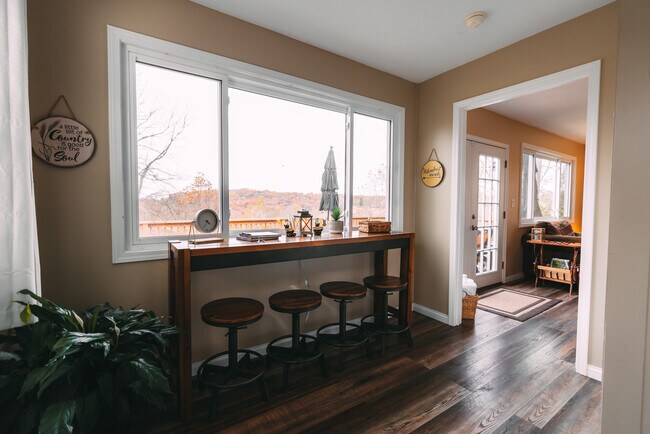 Photo - 10462 Coss Rd