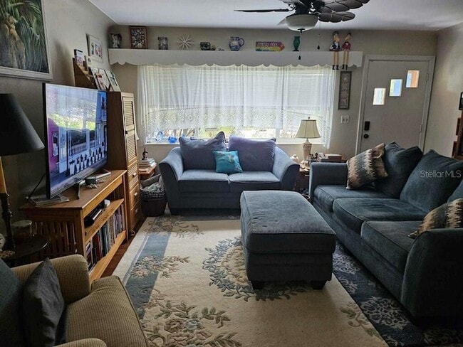 Photo - 2609 47th St S