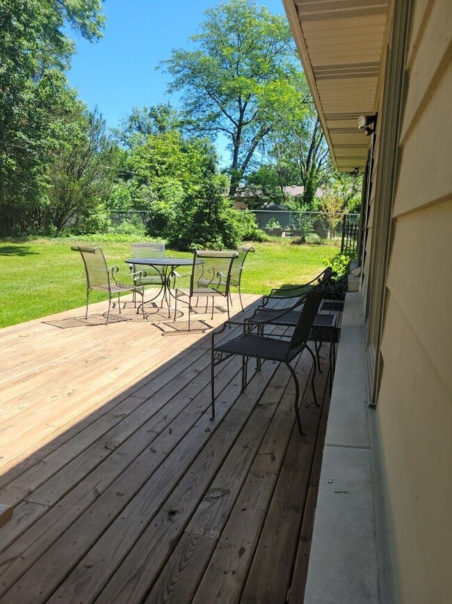 Photo - 501 S Arbutus Dr