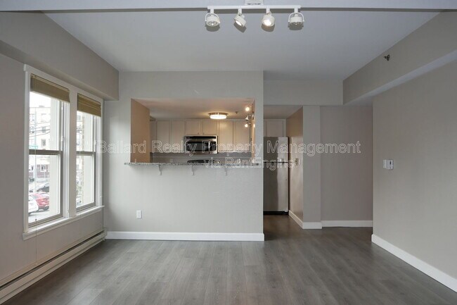 Photo - 505 E Denny Way Unidad 102