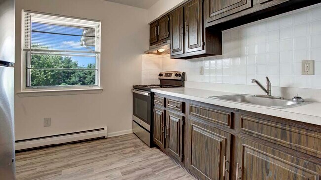 Building Photo - Washington Gardens Rental