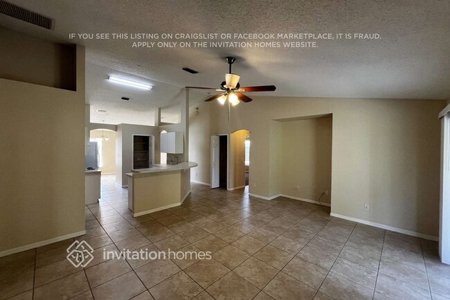 Photo - 2561 SW Calender St