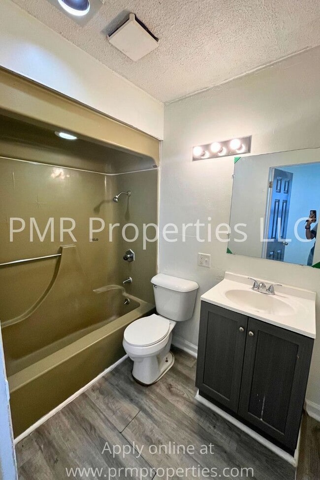 Photo - 3Bedrooms /2Bathrooms House