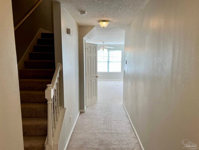 Photo - 280 Swaying Pine Ct